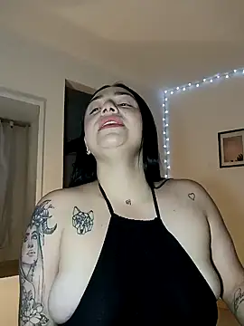 helena smith online show from 21, 12, 2024