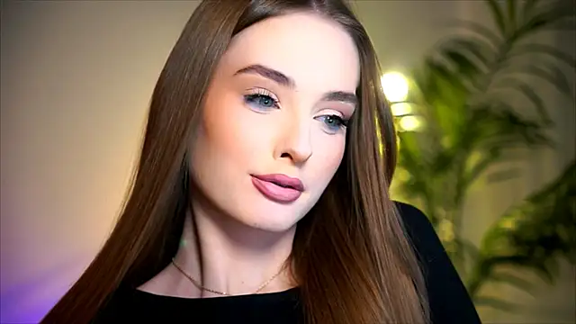 petitegonwiild online show from 16, 10, 2025