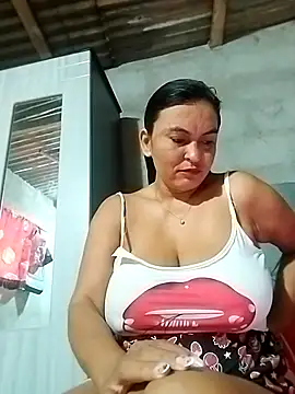 Snapshot of Horny-Mommy-Dirty chatting on 11, 3, 2025 Horny-Mommy-Dirty online show from 11, 3, 2025