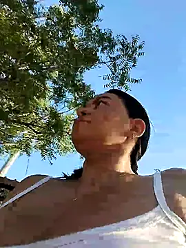 Snapshot of Horny-Mommy-Dirty chatting on 29, 9, 2025 Horny-Mommy-Dirty online show from 29, 9, 2025