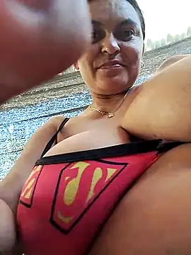 Snapshot of Horny-Mommy-Dirty chatting on 18, 10, 2025 Horny-Mommy-Dirty online show from 18, 10, 2025