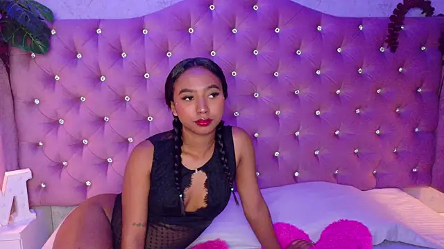 GabrielaLugo online show from 17, 11, 2025