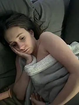 Lena Lang online show from 17, 3, 2025