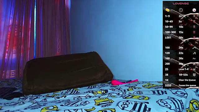 Thomass00 online show from 15, 9, 2025