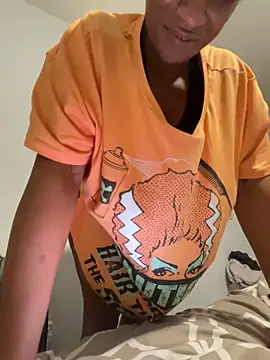 Snapshot of wynterheat chatting on 1, 2, 2025 wynterheat online show from 1, 2, 2025