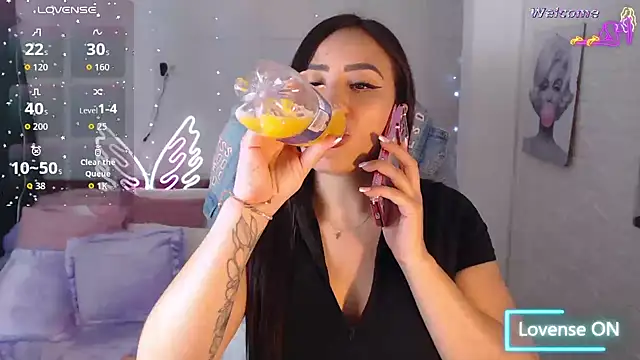 Snapshot of Paulina_627 chatting on 1, 5, 2026 Paulina 627 online show from 1, 5, 2026