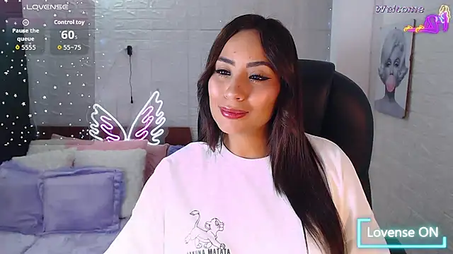 Snapshot of Paulina_627 chatting on 3, 6, 2026 Paulina 627 online show from 3, 6, 2026