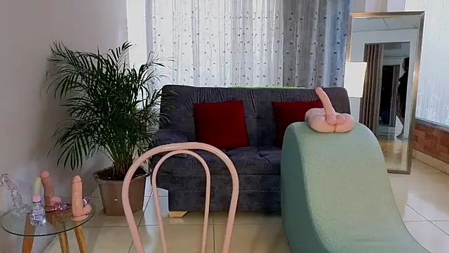 camil milfdream online show from 10, 2, 2025