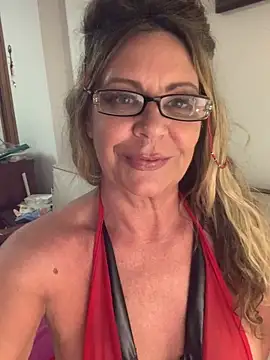 lolavalecuatro online show from 17, 1, 2025