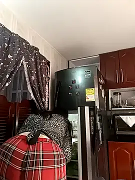 l1la Rav3n online show from 5, 3, 2025