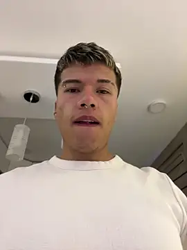 Logan smith1 online show from 18, 3, 2025