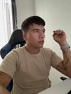 Logan smith1 online show from 28, 2, 2026