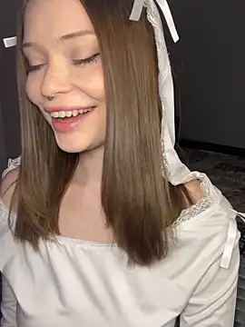 dollfromvenus online show from 11, 12, 2024