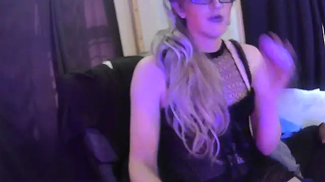 sexyblondetrans online show from 19, 2, 2025