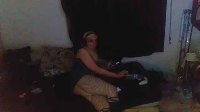 sexyblondetrans online show from 28, 10, 2025