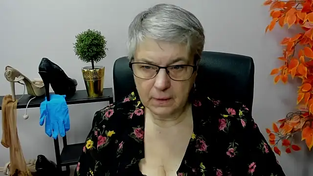 IrisDream online show from 8, 1, 2025