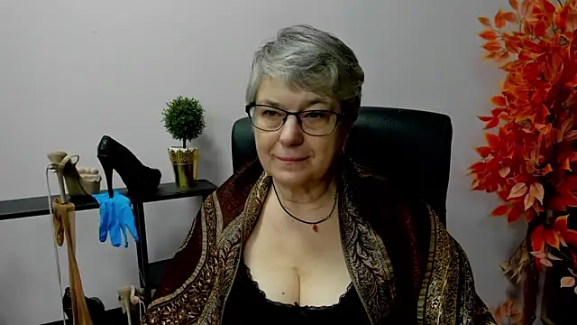 IrisDream online show from 13, 2, 2025