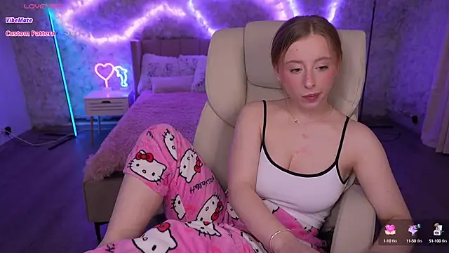 SilverrMoon online show from 25, 2, 2025