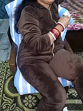 Cute-Raashii online show from 3, 2, 2025