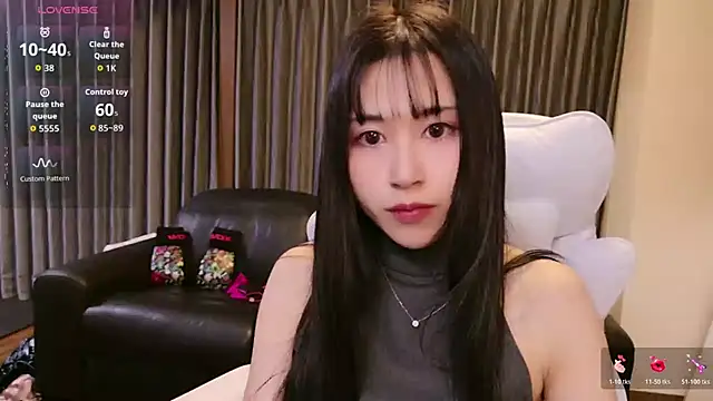 -satomi-jp online show from 24, 11, 2025