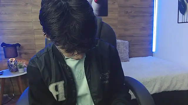 jhoellx online show from 28, 12, 2024