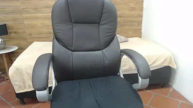 jhoellx online show from 13, 2, 2025