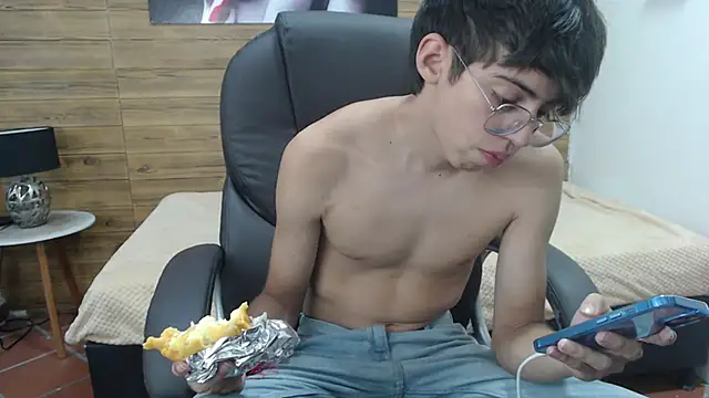 jhoellx online show from 18, 2, 2025