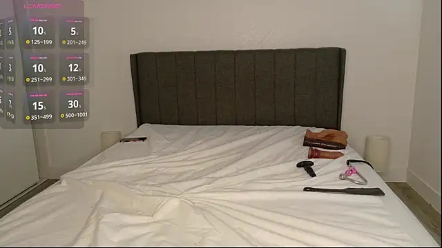 misscatxo online show from 15, 4, 2026