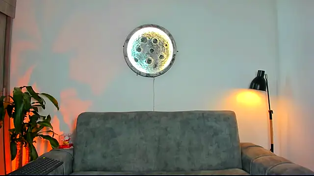 kendal scott1 online show from 24, 4, 2026