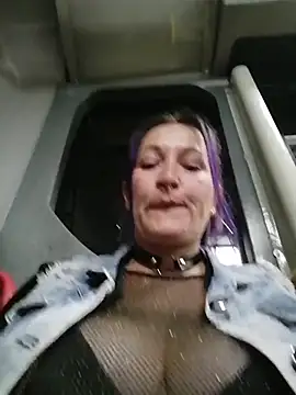 sophie banger online show from 21, 4, 2026