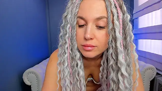 rock n roxy online show from 30, 1, 2025