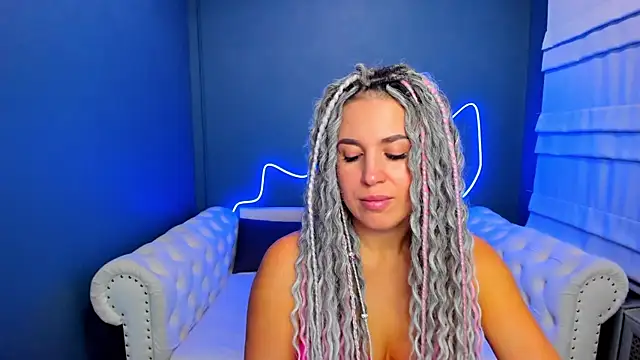 rock n roxy online show from 4, 10, 2025