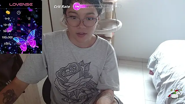 TRIXIE TANG28 online show from 9, 10, 2025