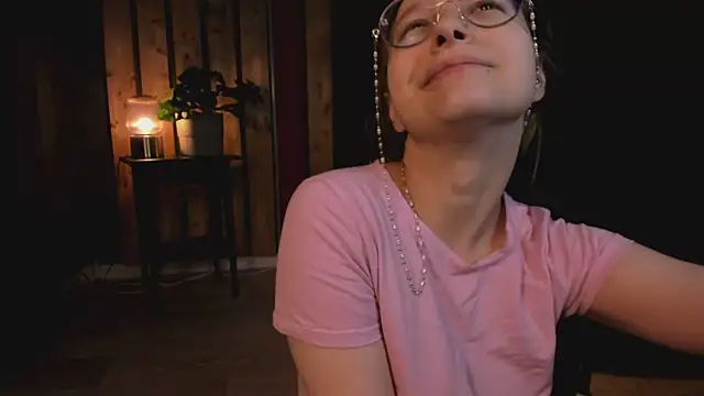 Snapshot of CassieCool chatting on 19, 11, 2025 CassieCool online show from 19, 11, 2025