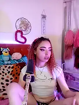 Snapshot of Yennastone chatting on 12, 1, 2025 Yennastone online show from 12, 1, 2025