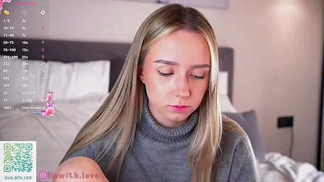 HollisBeckett online show from 30, 9, 2025