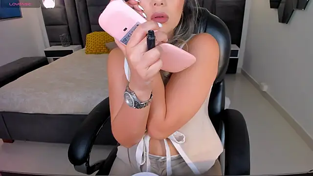 ChloePreston  online show from 29, 7, 2026