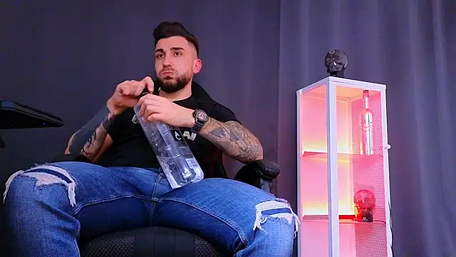 MightyAaron66 online show from 11, 3, 2025