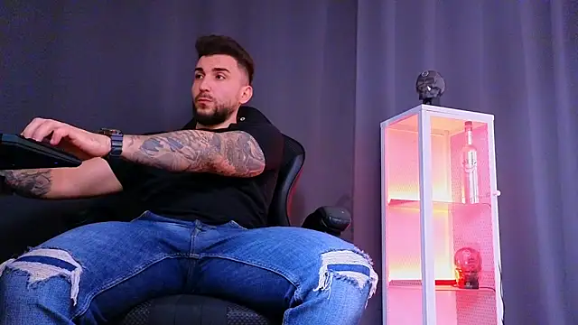 MightyAaron66 online show from 16, 3, 2025