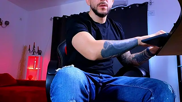 MightyAaron66 online show from 8, 9, 2025