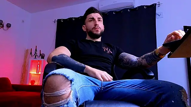 MightyAaron66 online show from 11, 2, 2026