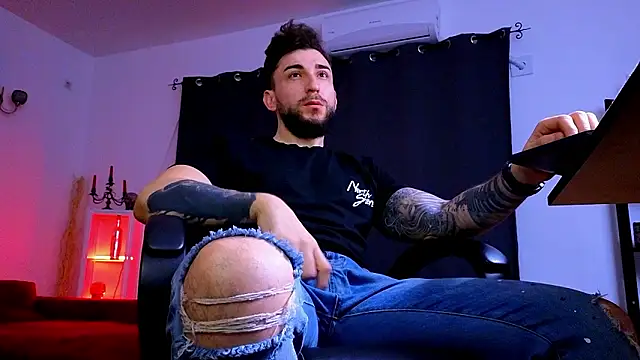 MightyAaron66 online show from 7, 3, 2026