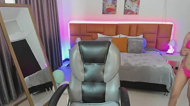 Tamy edwards online show from 16, 4, 2026