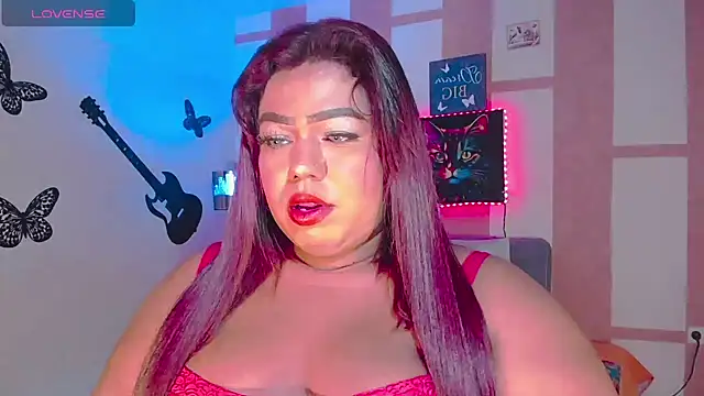 Snapshot of OpraxBellinda chatting on 4, 6, 2026 OpraxBellinda online show from 4, 6, 2026