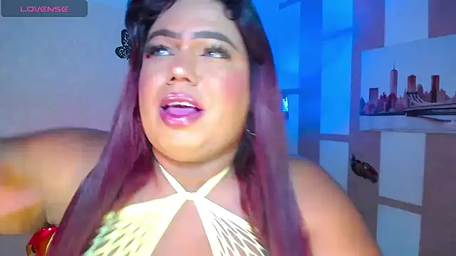 Snapshot of OpraxBellinda chatting on 5, 6, 2026 OpraxBellinda online show from 5, 6, 2026