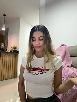 cuteluci  online show from 8, 7, 2026