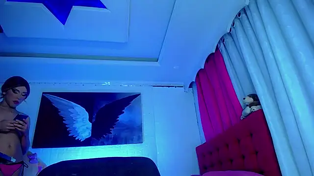 NahomiCamper online show from 18, 3, 2025