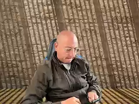 alanan881 online show from 5, 12, 2024