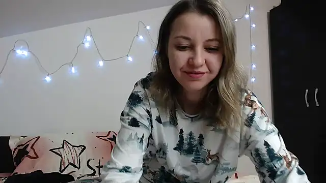 SweetMaddy888 online show from 4, 1, 2025