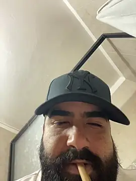 Lyon vach online show from 14, 11, 2025